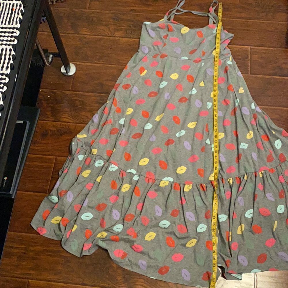 Torrid Gray Multi Color Lip Print Maxi Dress Contemporary Feminine Boho - Picture 9 of 16
